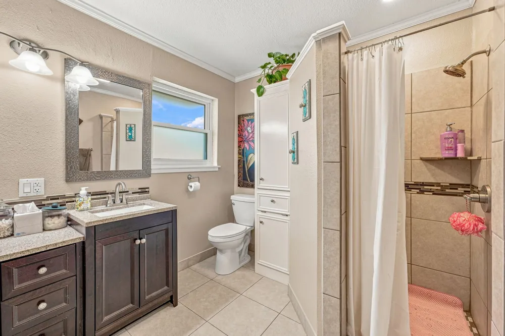 816 S Texas Street De Leon, TX 76444
