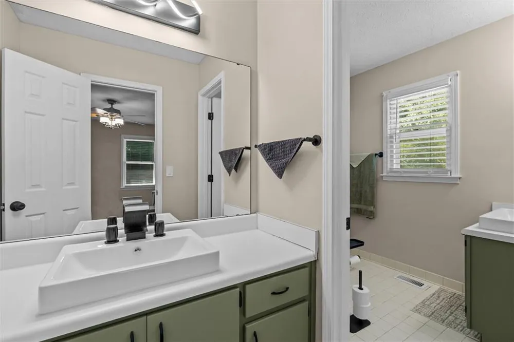 101 Mallard Ln Carrollton, GA 30117