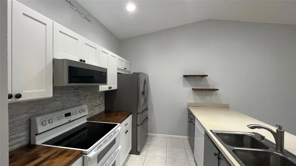 14 FLINT WAY #14 Boynton Beach, FL 33426