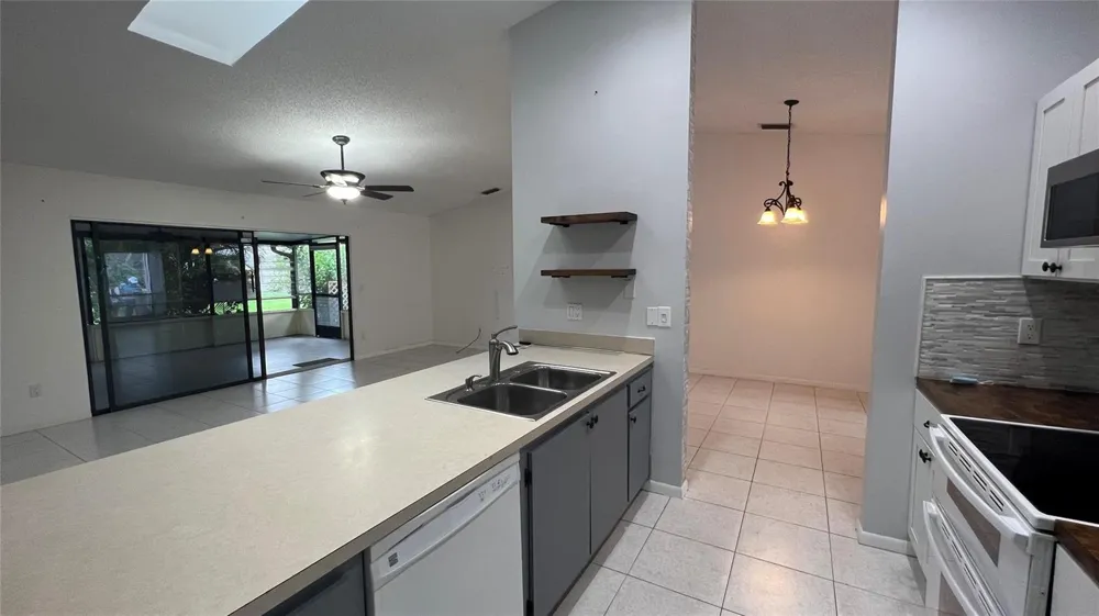 14 FLINT WAY #14 Boynton Beach, FL 33426