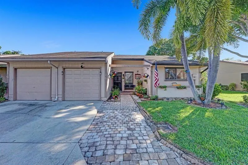 14 FLINT WAY #14 Boynton Beach, FL 33426