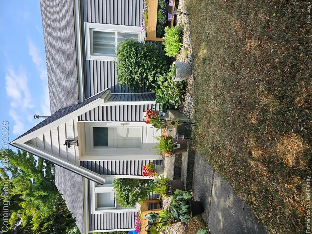 1608 S Lincoln Street Bay City City, MI 48708
