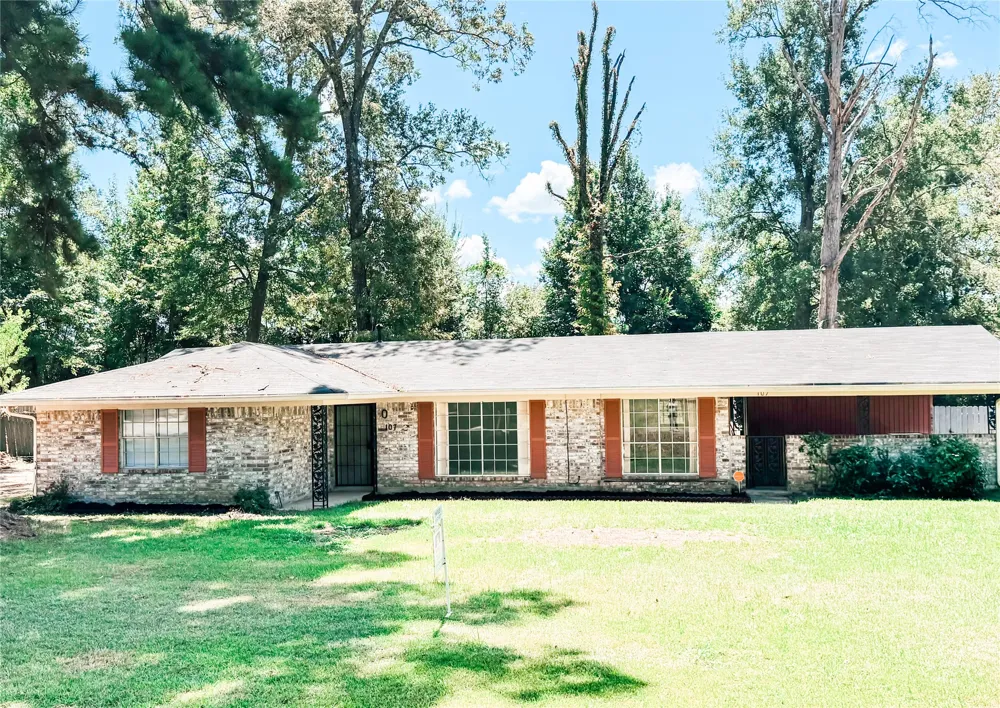 107 HICKORY HOLLOW DR Haughton, LA 71037