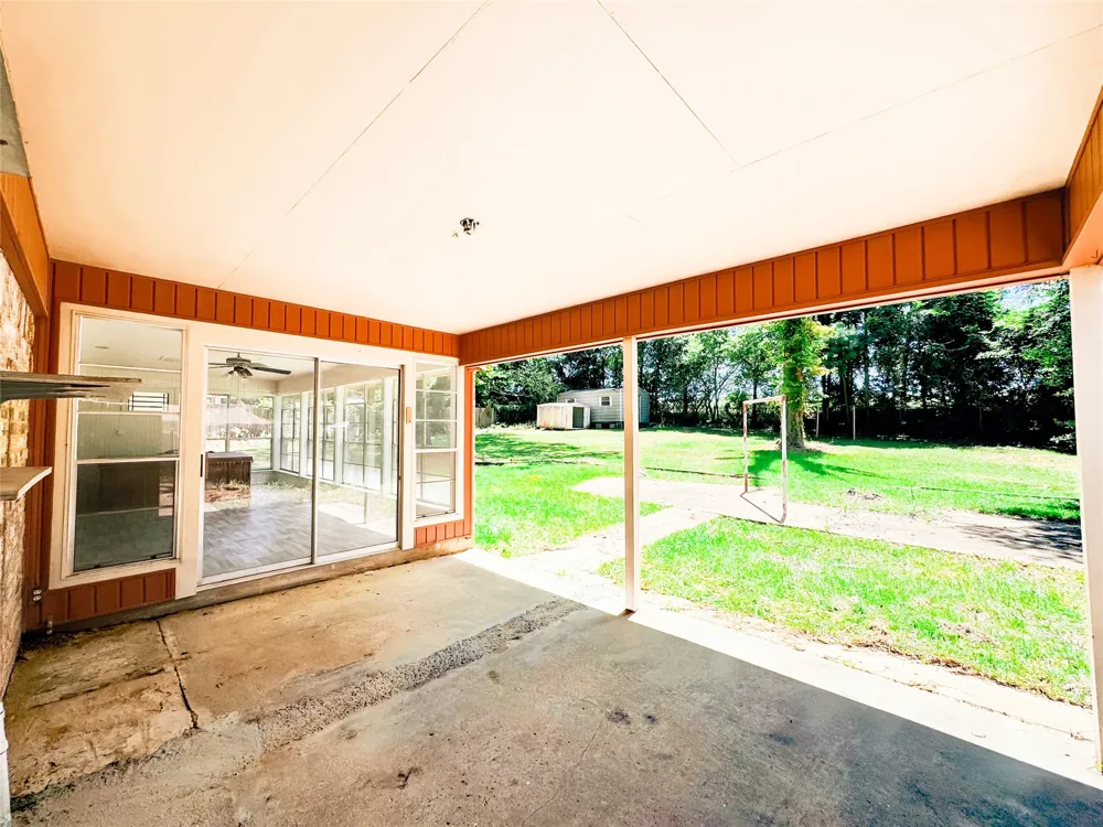 107 HICKORY HOLLOW DR Haughton, LA 71037