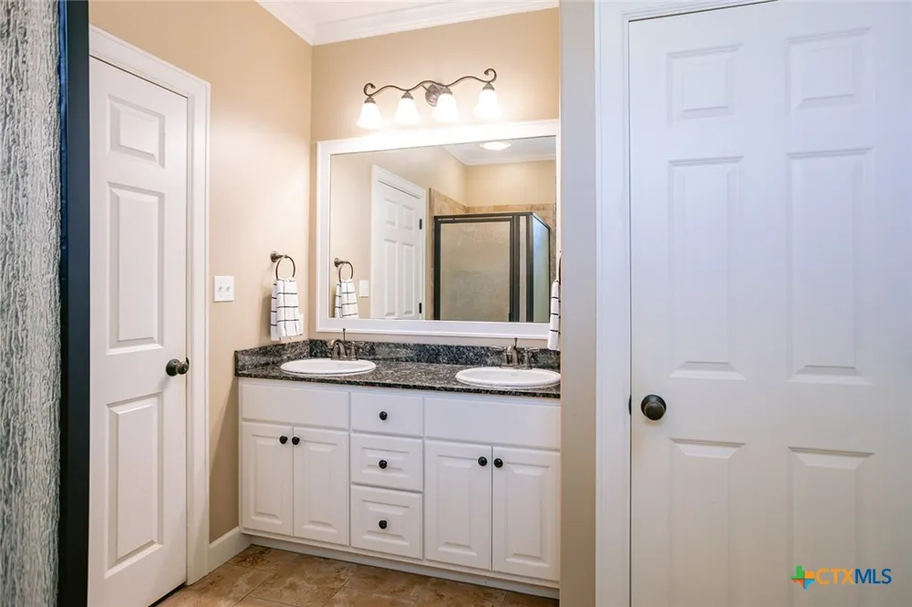 226 Sirocco Drive Victoria, TX 77904