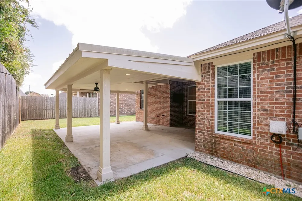 226 Sirocco Drive Victoria, TX 77904
