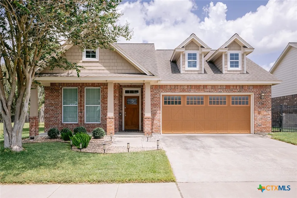 226 Sirocco Drive Victoria, TX 77904
