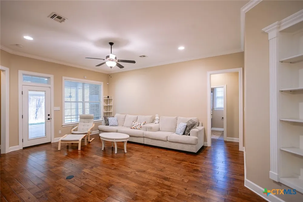 226 Sirocco Drive Victoria, TX 77904