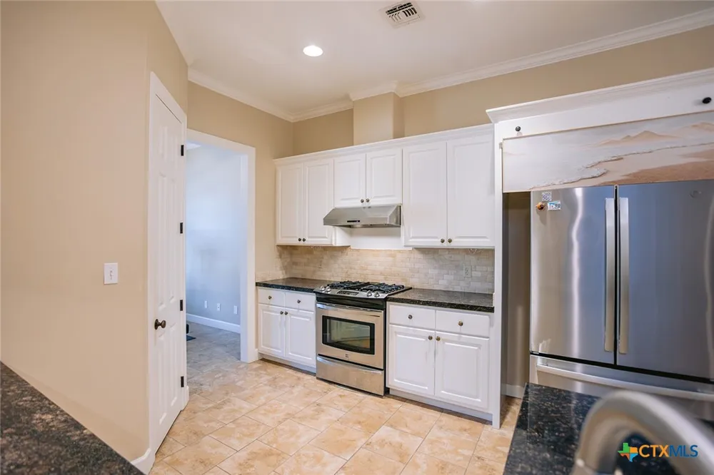 226 Sirocco Drive Victoria, TX 77904