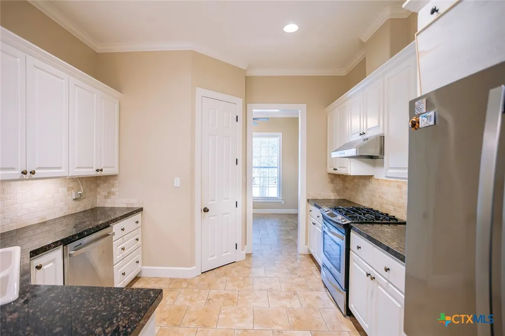 226 Sirocco Drive Victoria, TX 77904