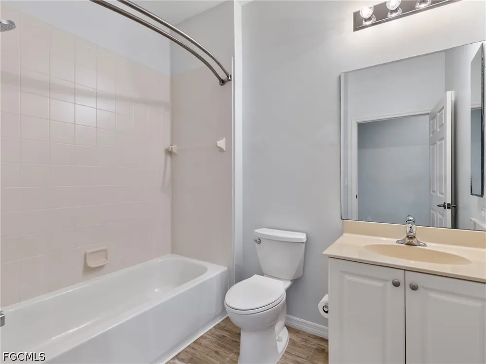Liron Avenue #202 Fort Myers, FL 33916