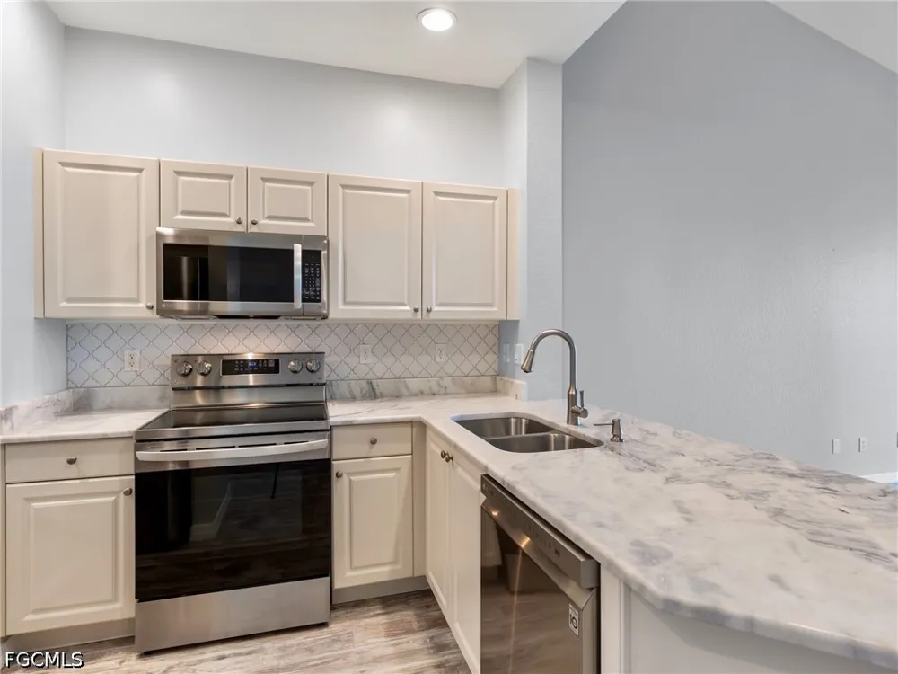 Liron Avenue #202 Fort Myers, FL 33916