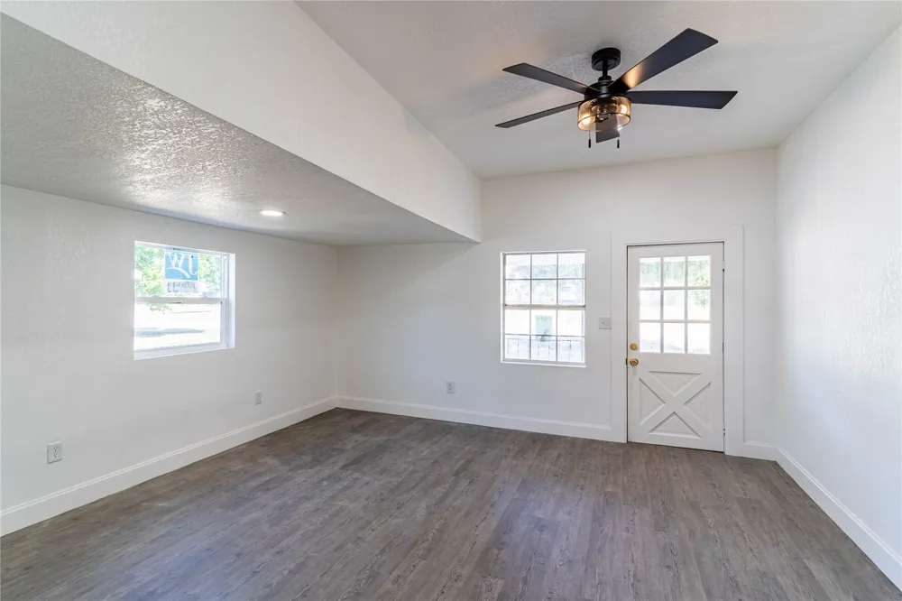 508 E 3rd Avenue Bristow, OK 74010