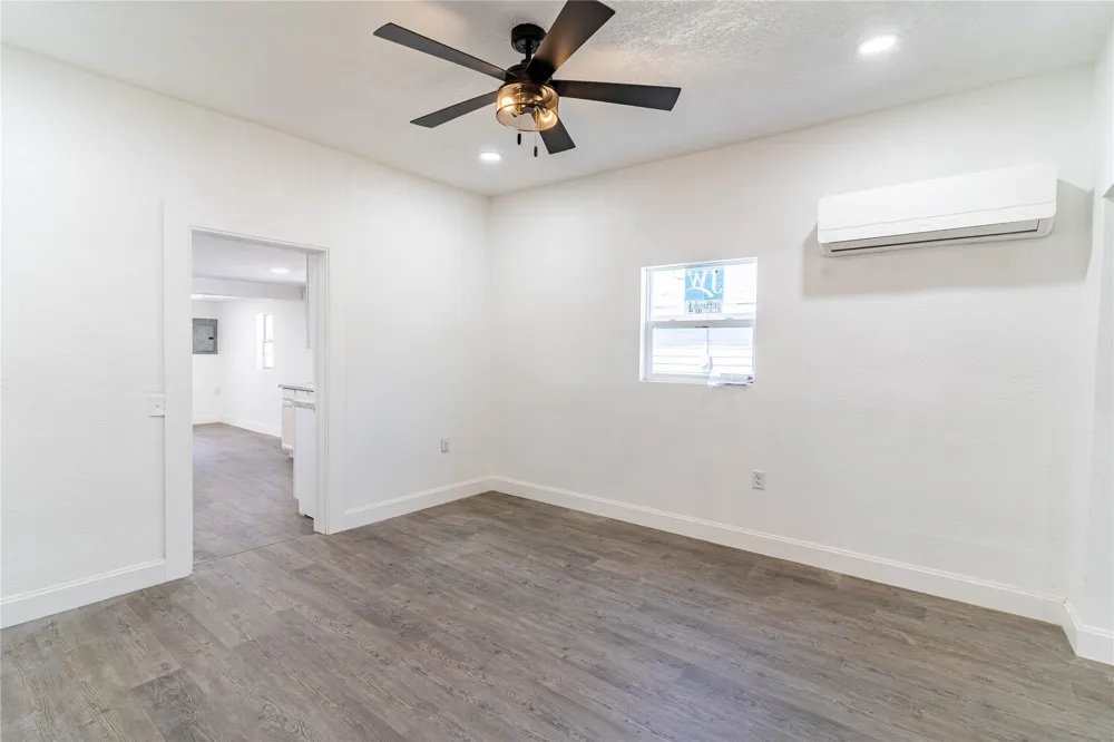 508 E 3rd Avenue Bristow, OK 74010
