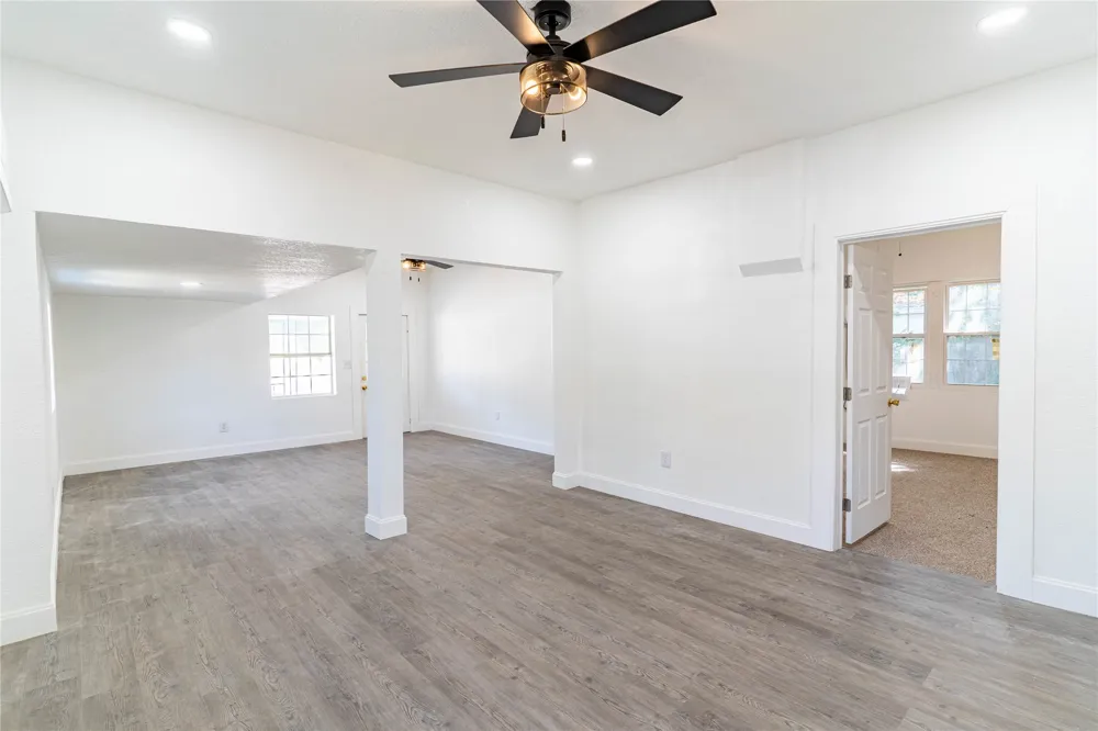 508 E 3rd Avenue Bristow, OK 74010