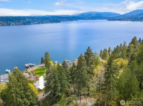 1848 W Lake Sammamish Parkway SE