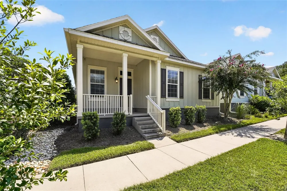 7689 SW 24TH LANE Gainesville, FL 32608