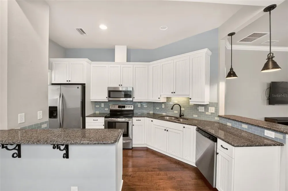 7689 SW 24TH LANE Gainesville, FL 32608