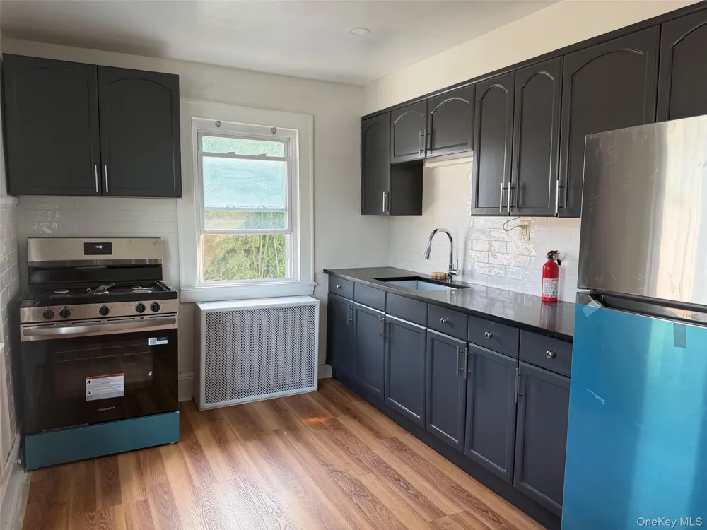 42 W Lincoln Avenue #2nd Fl Valley Stream, NY 11580
