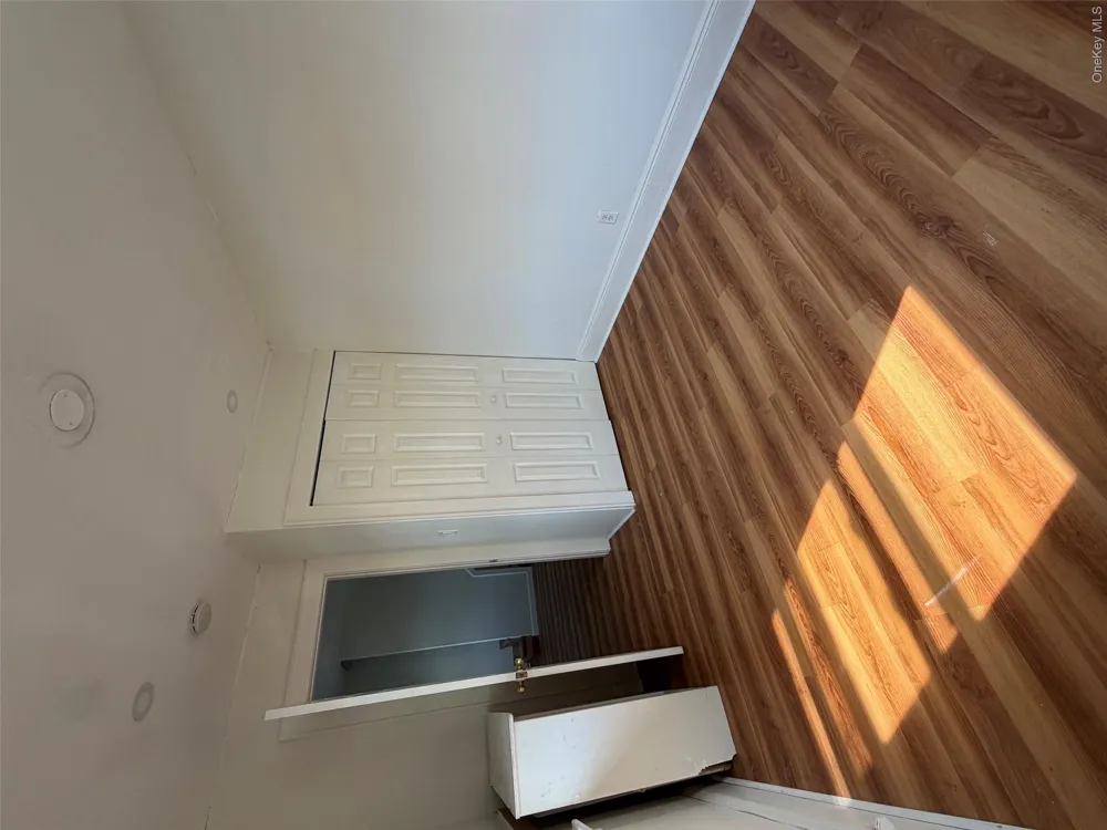 42 W Lincoln Avenue #2nd Fl Valley Stream, NY 11580