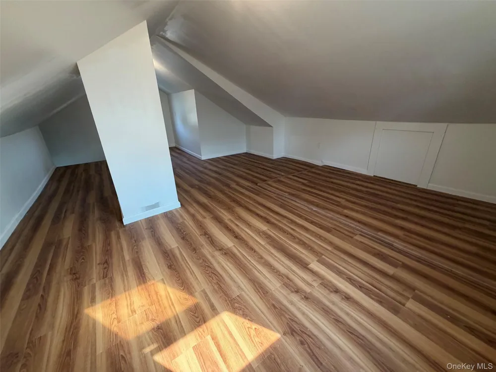 42 W Lincoln Avenue #2nd Fl Valley Stream, NY 11580