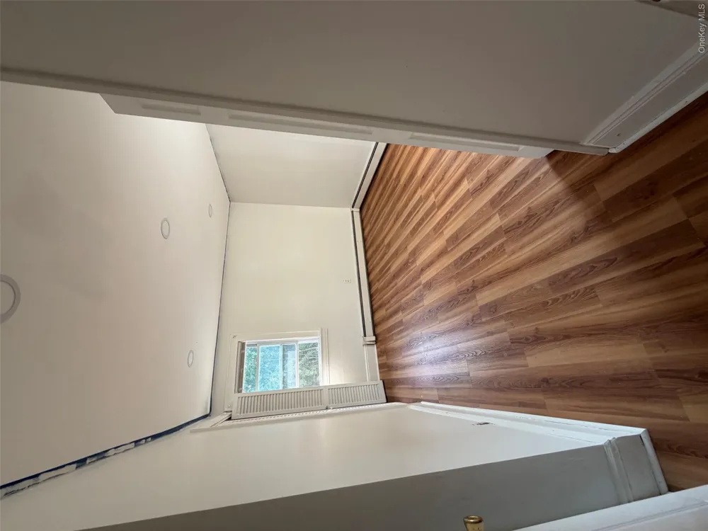 42 W Lincoln Avenue #2nd Fl Valley Stream, NY 11580