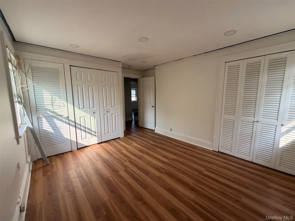42 W Lincoln Avenue #2nd Fl Valley Stream, NY 11580