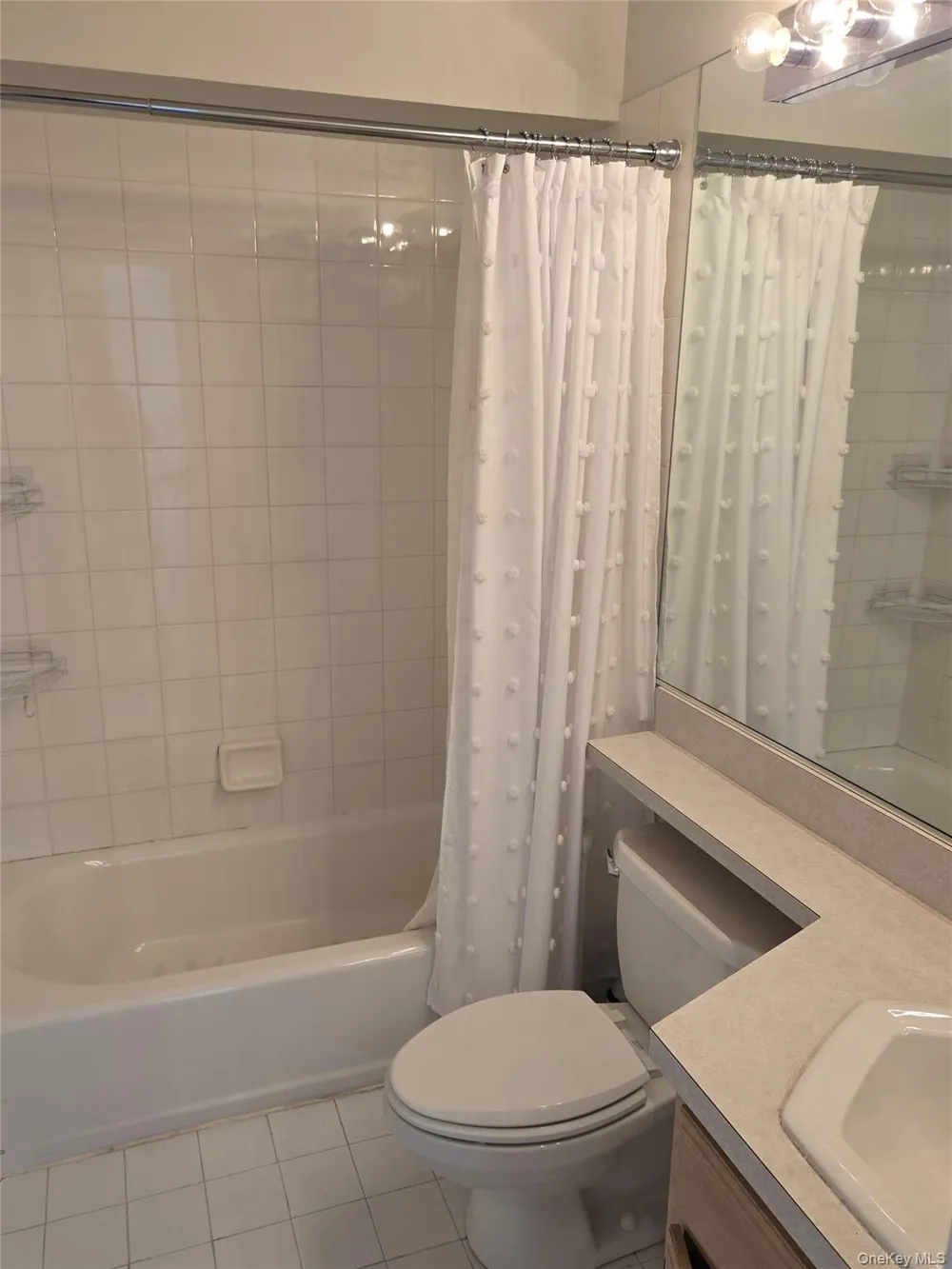 1506 Pondcrest Lane White Plains, NY 10607