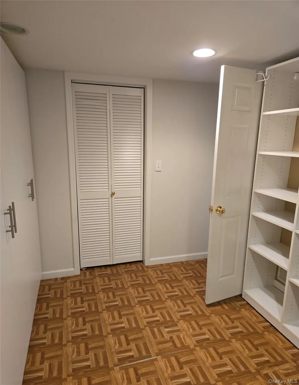 1506 Pondcrest Lane White Plains, NY 10607