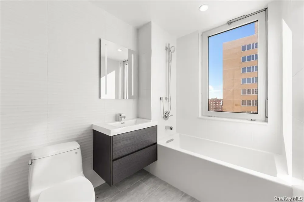 9729 64th Road #7E Rego Park, NY 11374