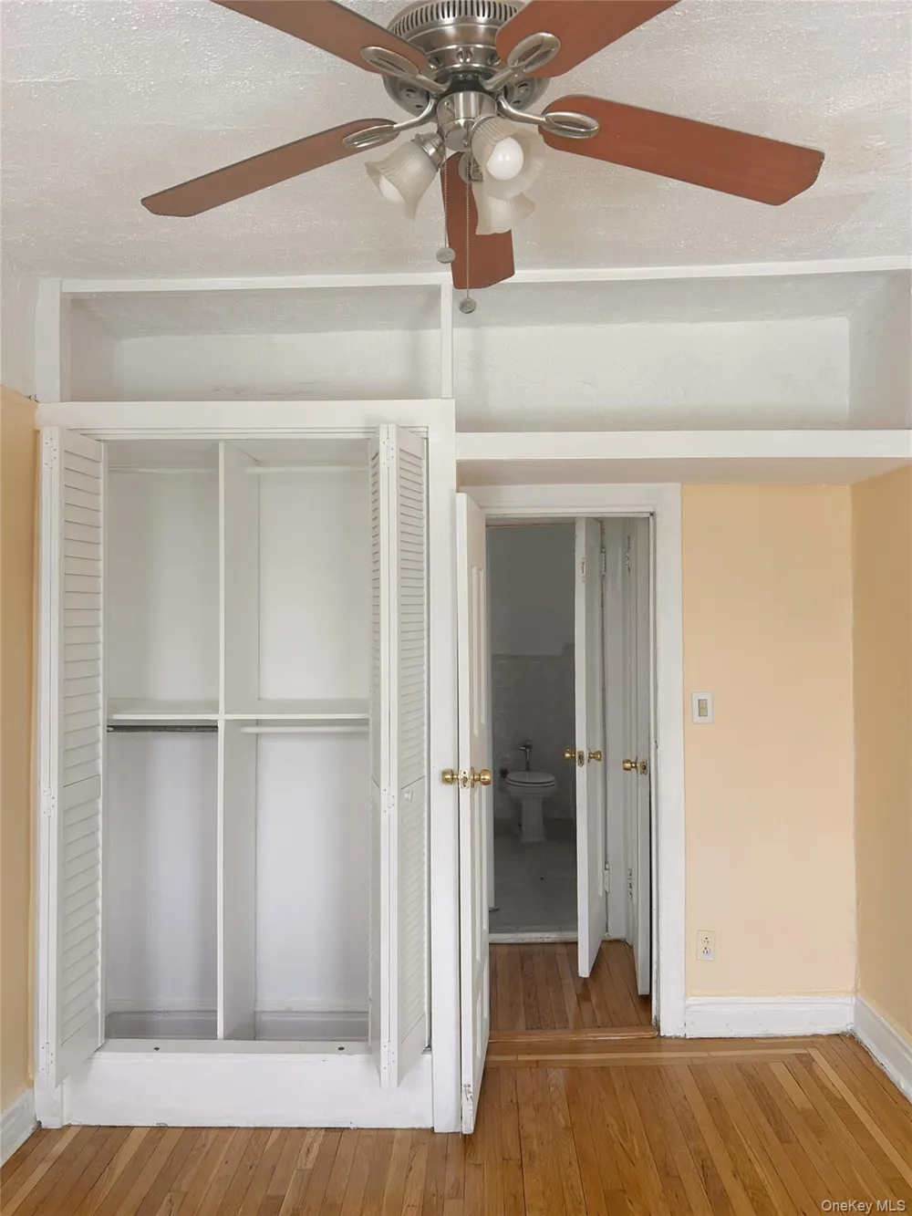 37-16 83rd Street #6G Jackson Heights, NY 11372