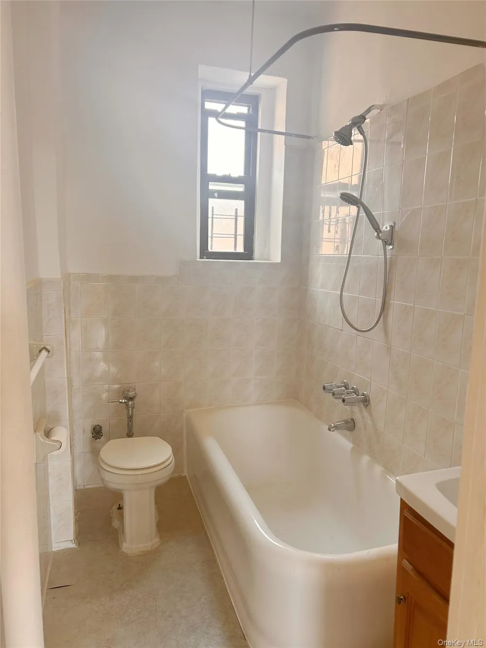 37-16 83rd Street #6G Jackson Heights, NY 11372