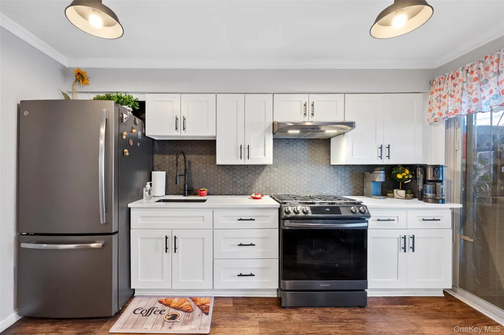 6991 Caldwell Avenue Maspeth, NY 11378