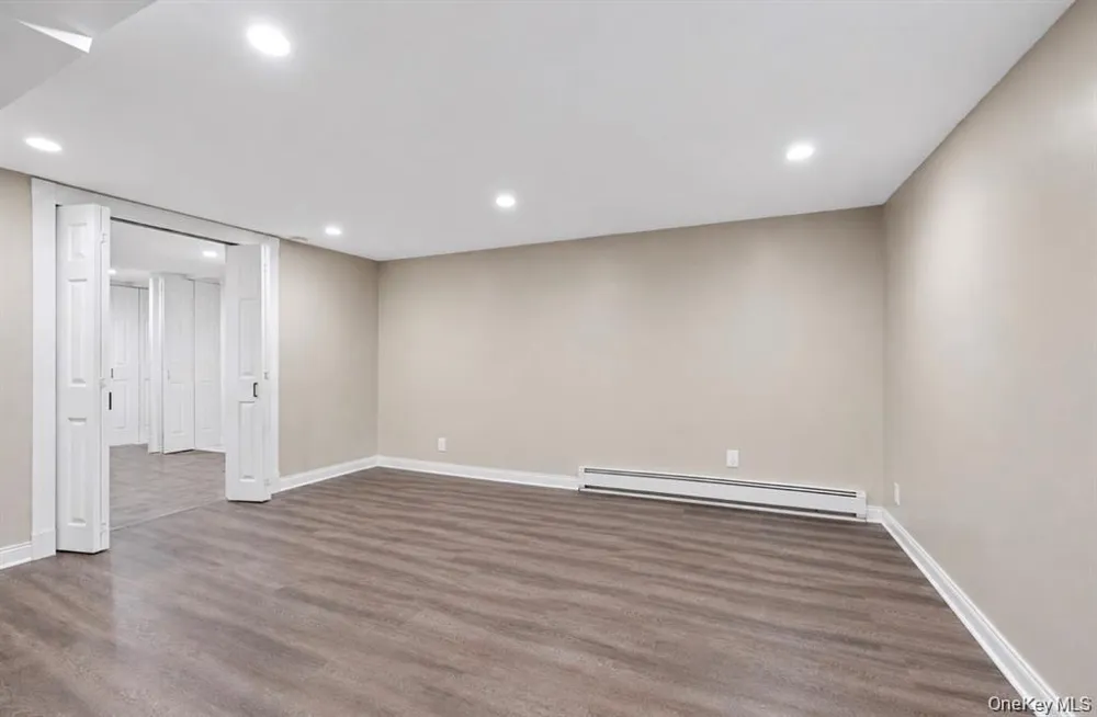 6991 Caldwell Avenue Maspeth, NY 11378