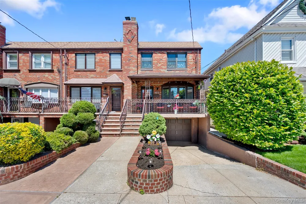 6991 Caldwell Avenue Maspeth, NY 11378