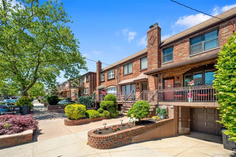 6991 Caldwell Avenue Maspeth, NY 11378