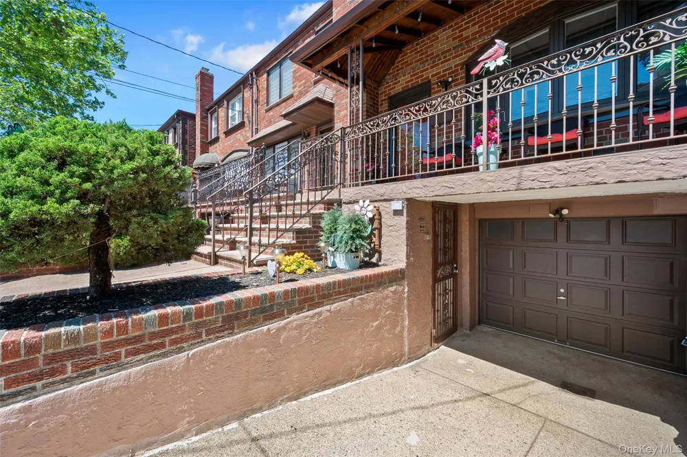 6991 Caldwell Avenue Maspeth, NY 11378