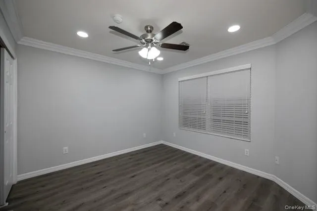 26 Neal #26 South Setauket, NY 11720