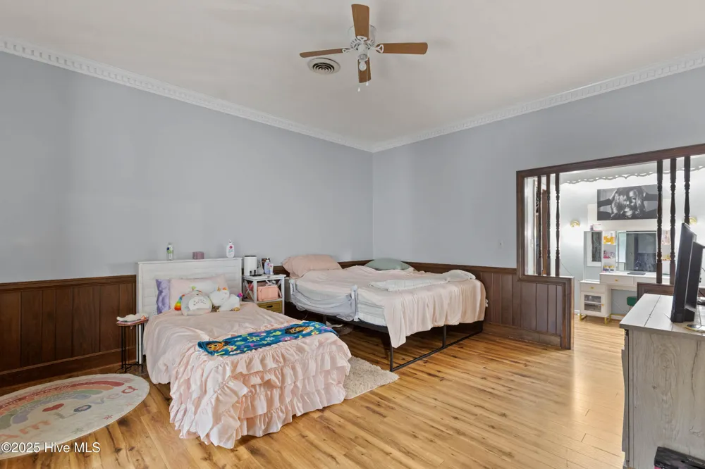 653 Seth Turner Road Albertson, NC 28508