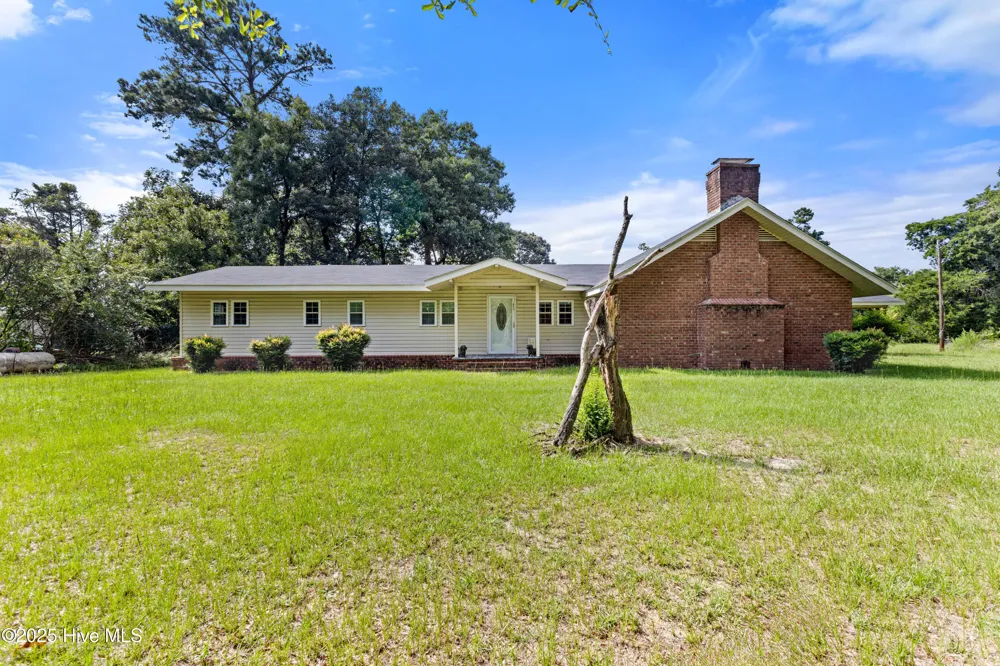 653 Seth Turner Road Albertson, NC 28508