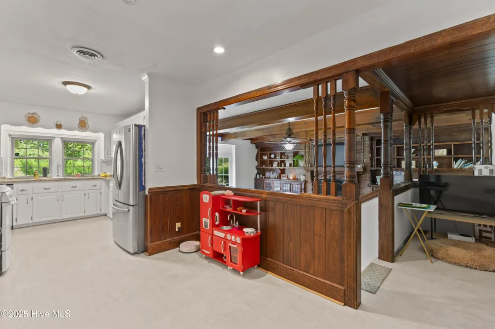 653 Seth Turner Road Albertson, NC 28508