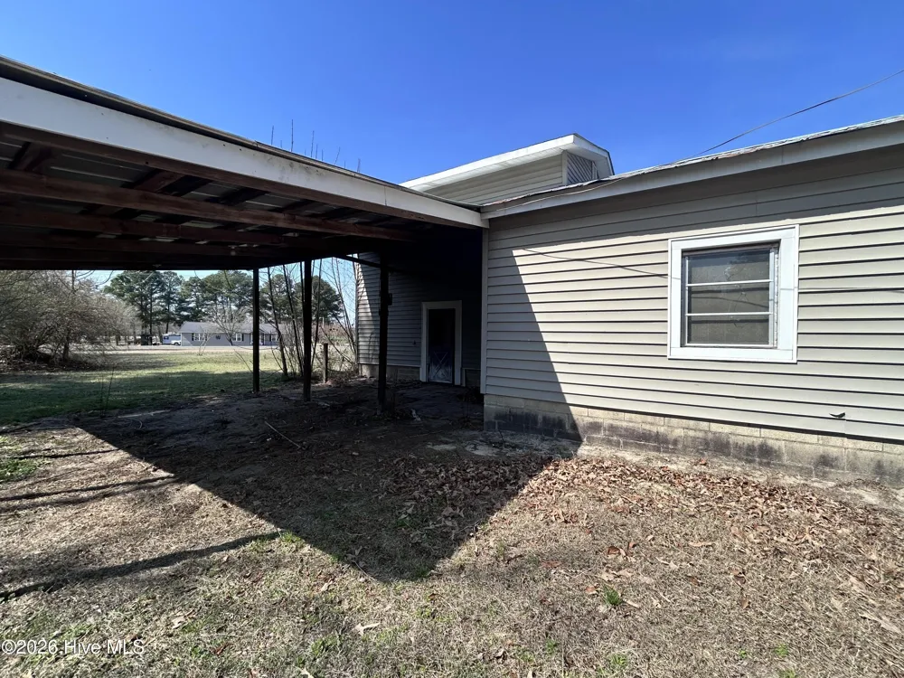 653 Seth Turner Road Albertson, NC 28508