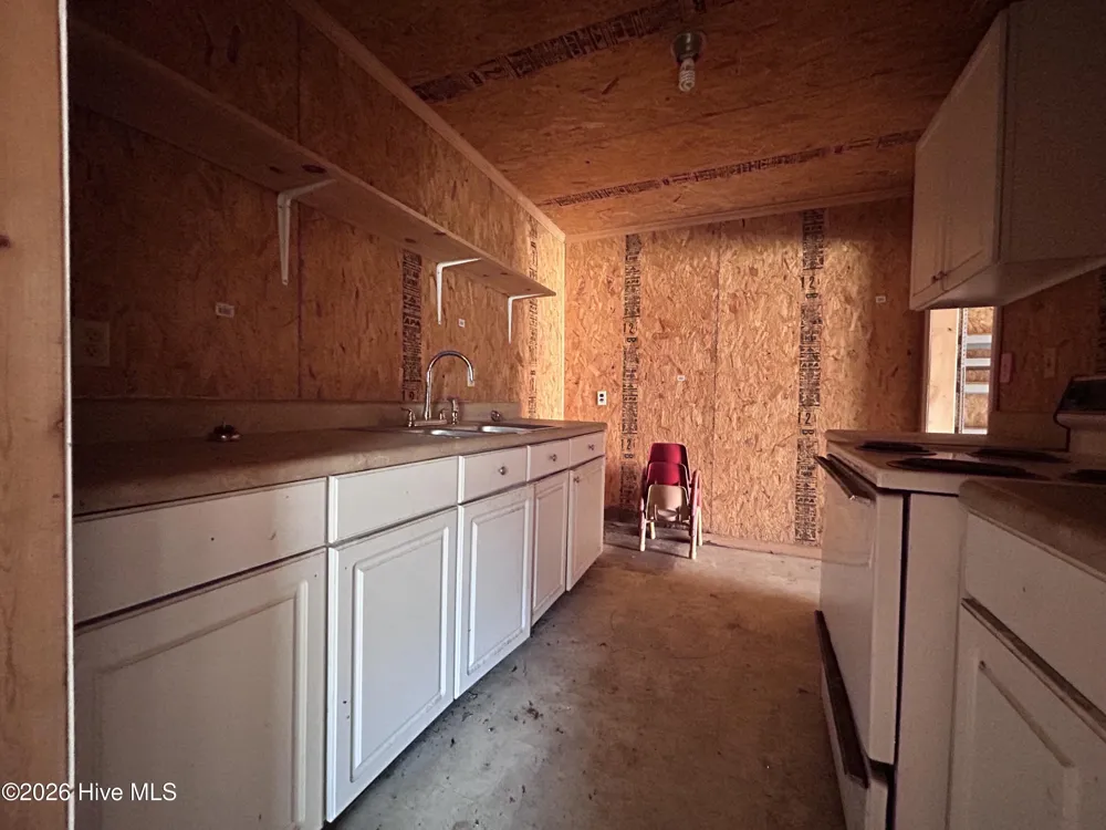 653 Seth Turner Road Albertson, NC 28508