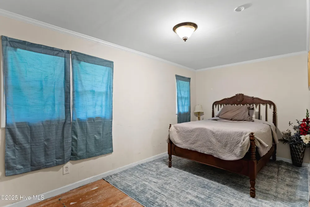 653 Seth Turner Road Albertson, NC 28508