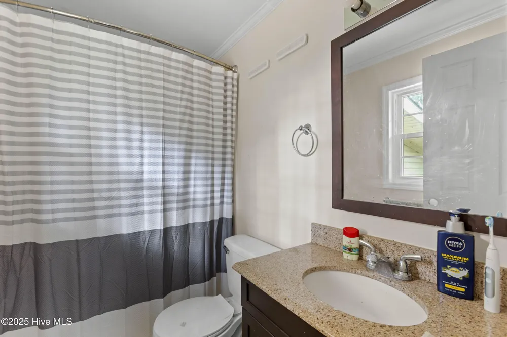 653 Seth Turner Road Albertson, NC 28508
