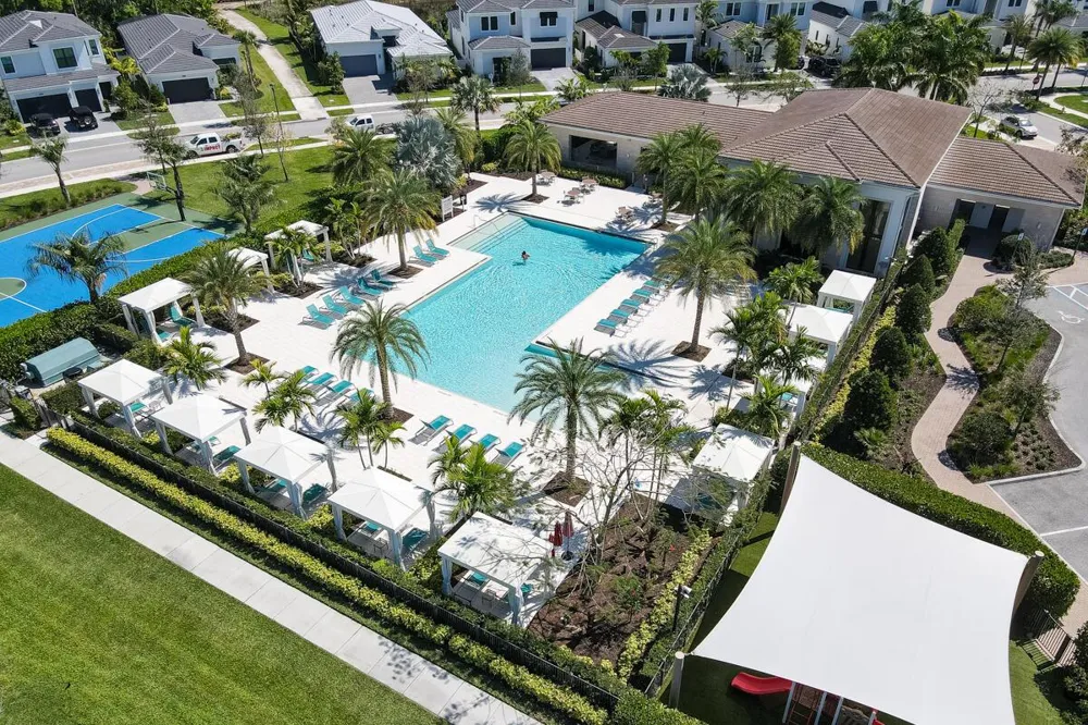 13298 Artisan Circle Palm Beach Gardens, FL 33418