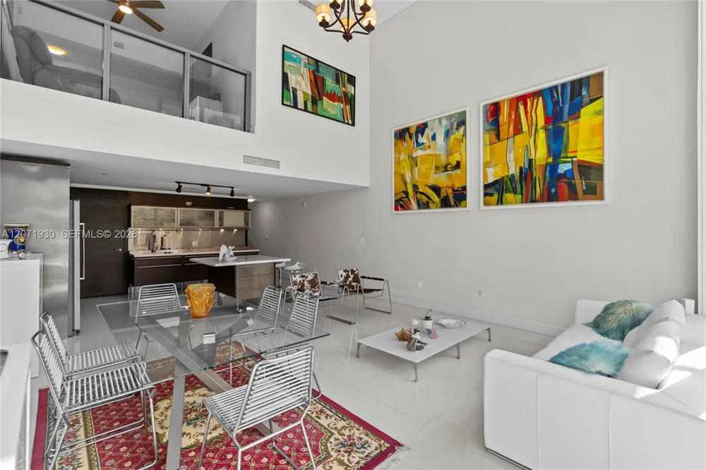 6000 Collins Ave #336 Miami Beach, FL 33140