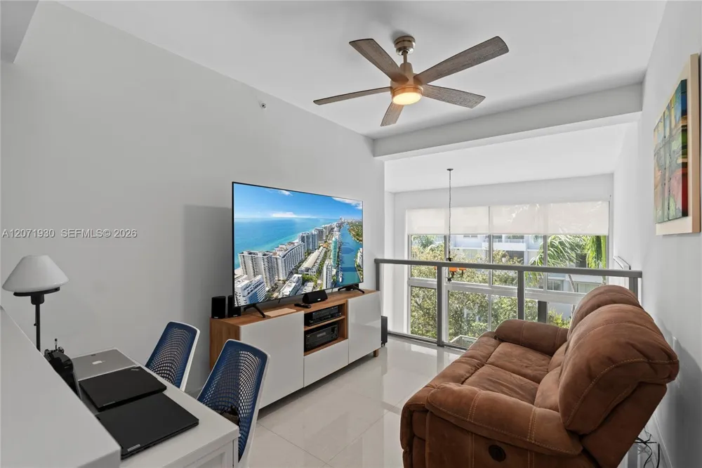 6000 Collins Ave #336 Miami Beach, FL 33140