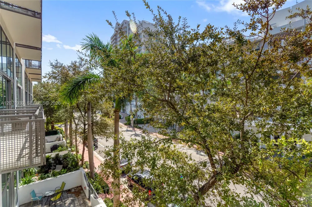 6000 Collins Ave #336 Miami Beach, FL 33140