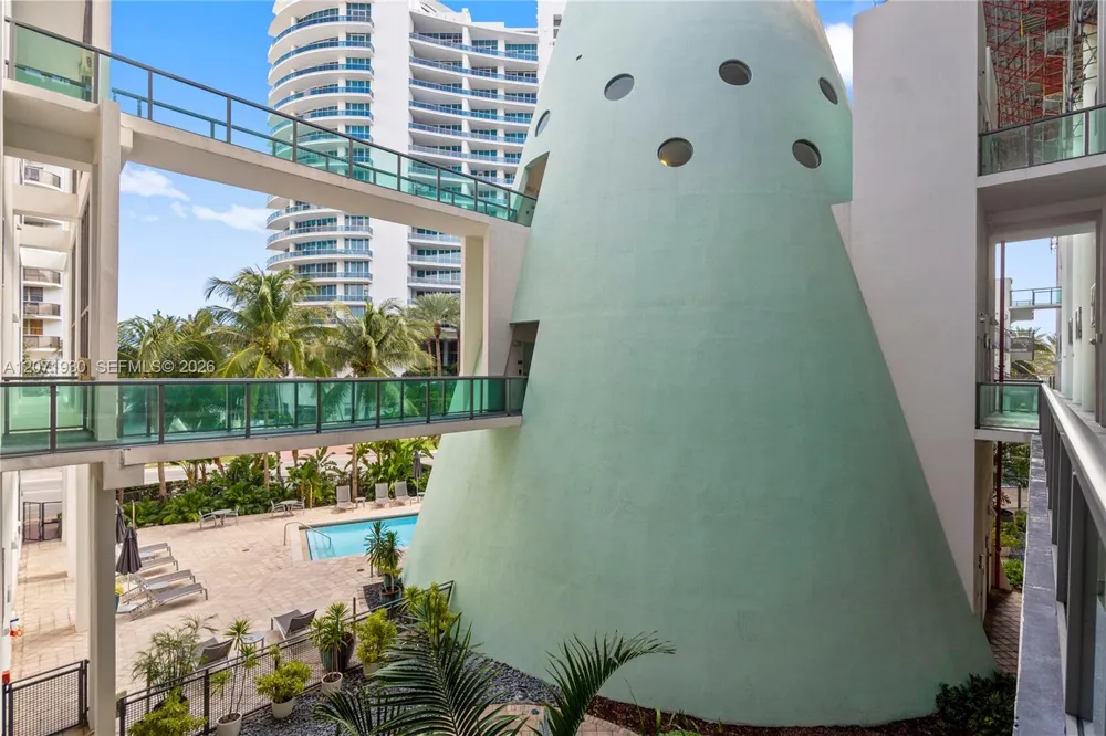 6000 Collins Ave #336 Miami Beach, FL 33140